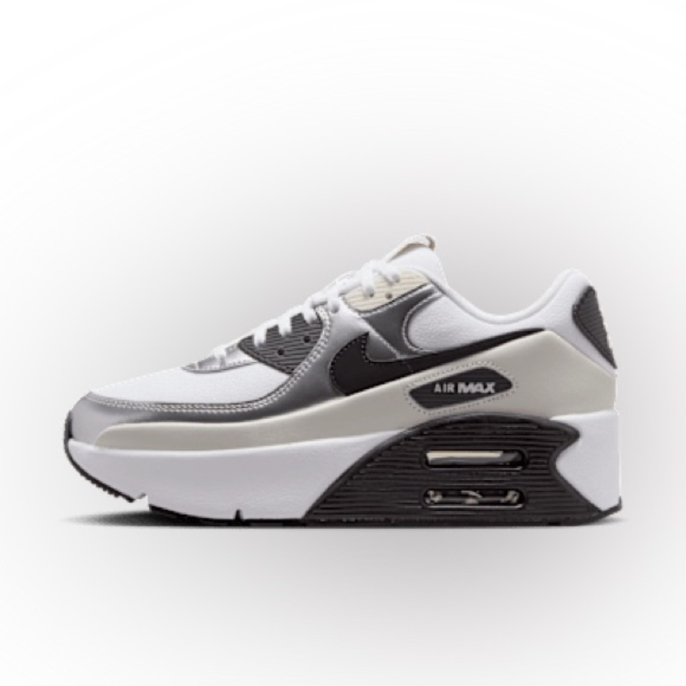 Women’s Nike Air Max 90 LV8 White/Phantom/Metallic Silver/Black size 11